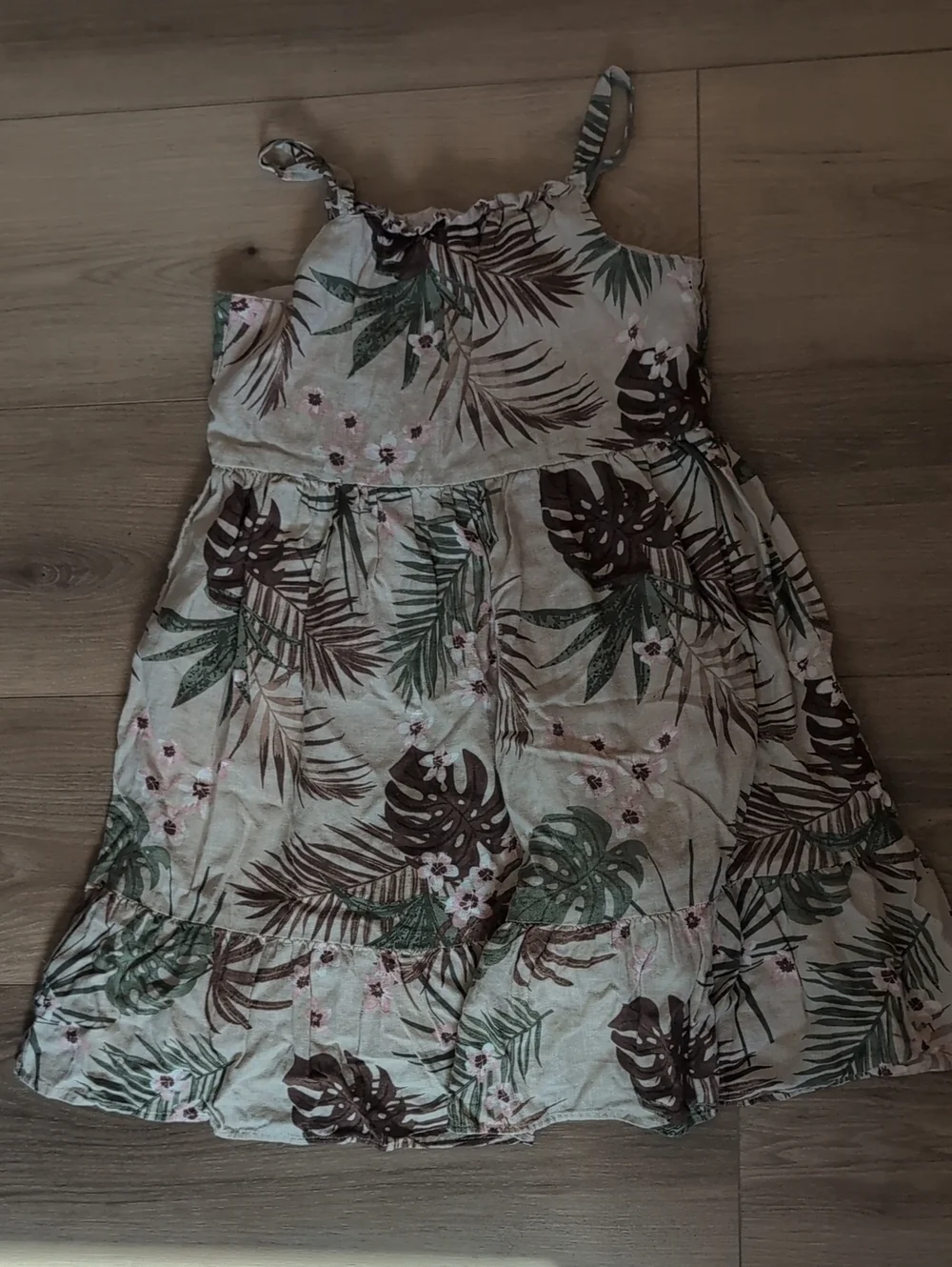 Gymboree White Eyelet Dress & Tropical Leaf Print Linen Sundress Bundle